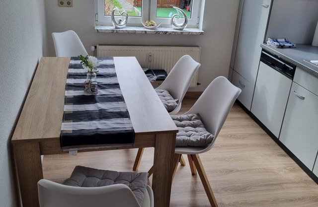 Apartment 'Lehn Dich Zurück' with Private Garden and Wi-Fi