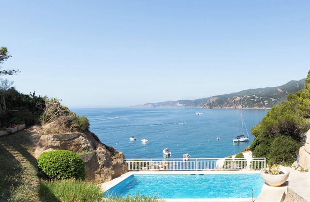 Apartment 'Senya Salvi' with Sea View, Wi-Fi and Air Conditioning