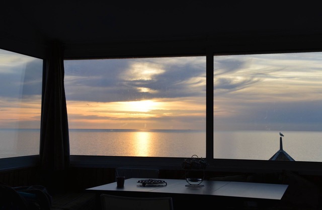 Apartment, exceptional view: sea, Hâble-d'Ault nature reserve, village sunsets.