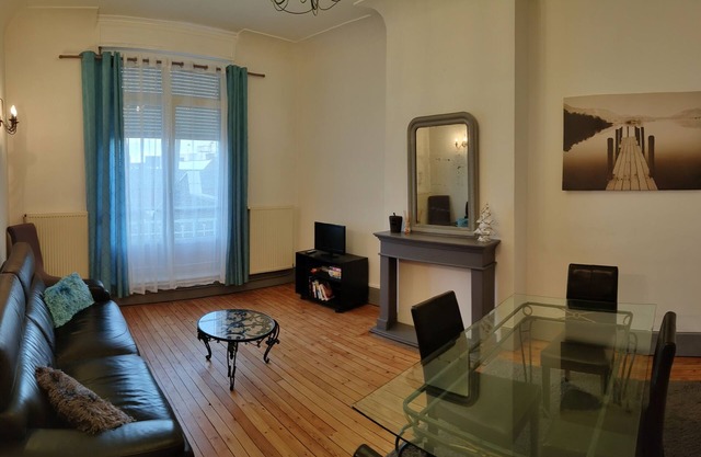 Apartment F3 DOWNTOWN NEAR GAYANT EXPO
