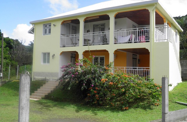 APARTMENT F4 NEW GROUND FLOOR FURNISHED ANY COMFORT