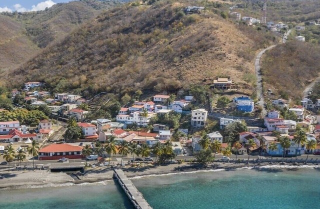 APARTMENT FACING THE CARIBBEAN SEA CALM AND SUNNY