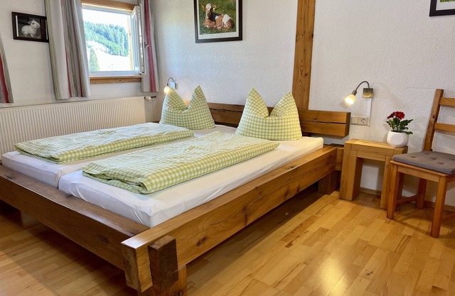 Apartment 'Ferienwohnung Schneeflocke, 60 Qm' with Mountain View, Shared Garden and Balcony