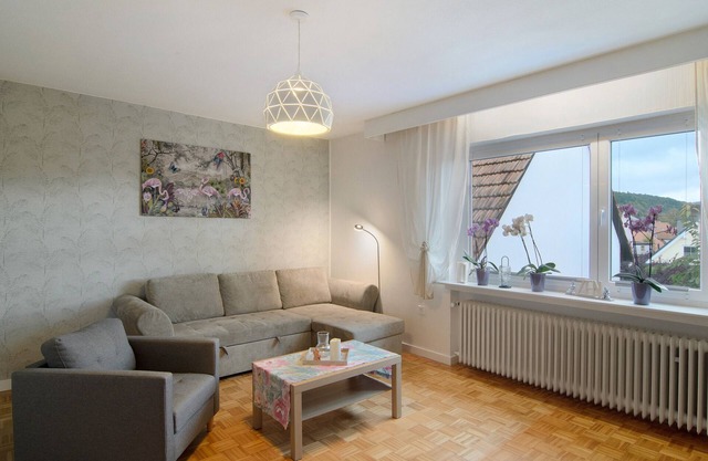 Apartment 'Ferienwohnung Storchenblick' with Mountain View, Balcony and Wi-Fi