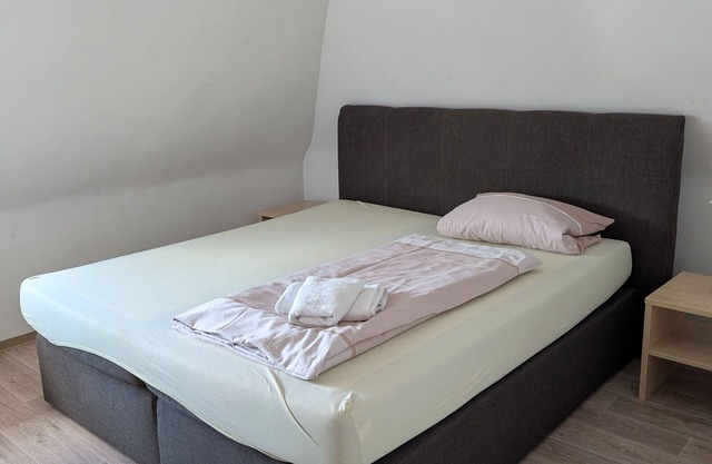 Apartment 'Ferienwohnung Beck' with Balcony and Wi-Fi