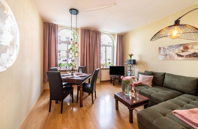 Apartment 'Ferienwohnung 'Rostocker 7' with Balcony and Wi-Fi