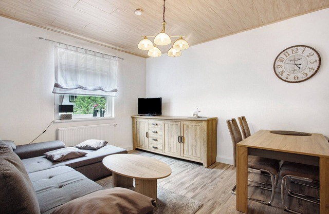 Apartment 'Fewo In Schustes' with Private Terrace and Wi-Fi