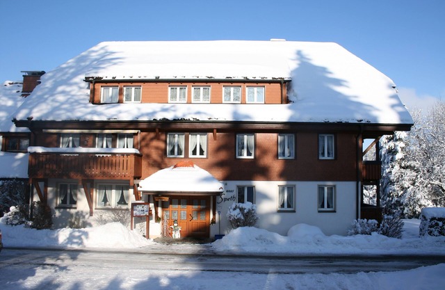 Apartment for 2-5 people in a quiet, central location, incl. WIRELESS INTERNET ACCESS