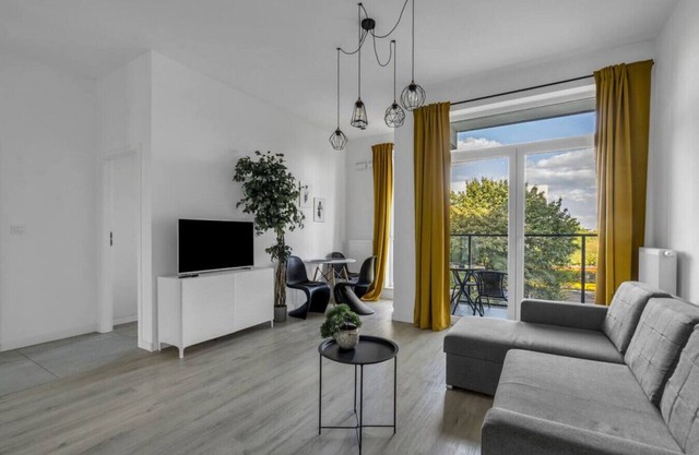 Apartment for 4P - Balcony, View, Shopping Nearby by Rentujemy