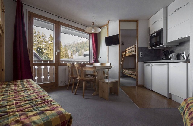 Apartment right on the slopes and on the hiking paths
