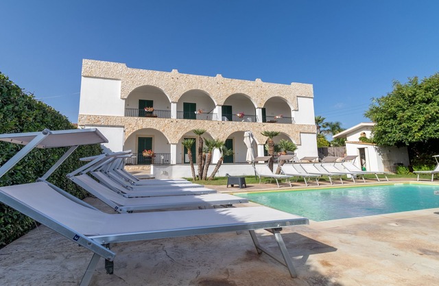 Apartment 'Gelsomino in Villa Archi' with Sea View & Shared Pool