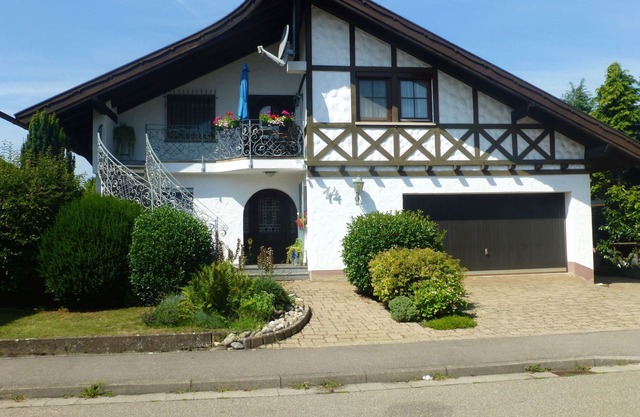 Apartment 'Hufenus' with Mountain View, Private Garden and Wi-Fi