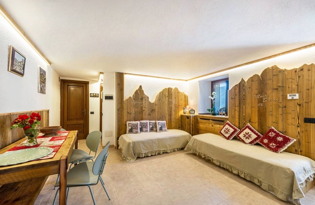 Apartment 'Il Nido Di Letizia' with Mountain View, Private Garden and Balcony