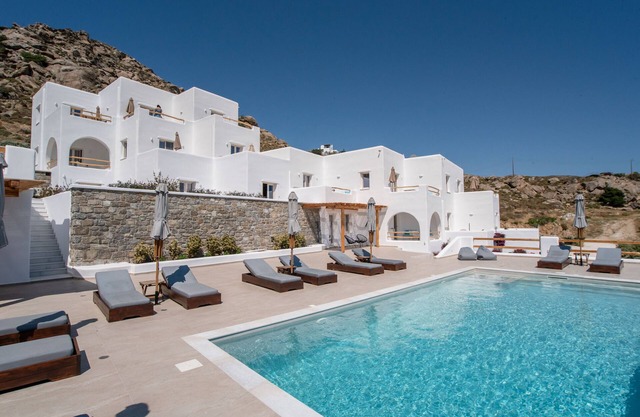 Apartment In A Hotel 'Naxos Earth Junior Suite' with Sea View, Wi-Fi and Air Conditioning
