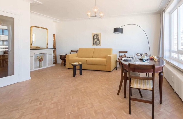 Apartment in a prime location near the beach