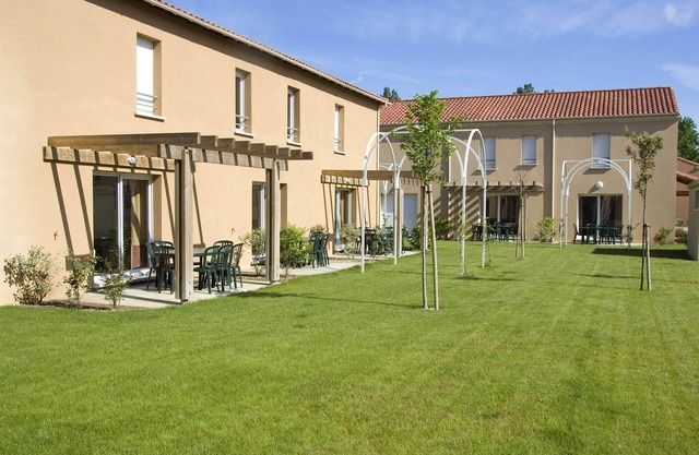 Apartment in Bergerac near Château de Bridoire