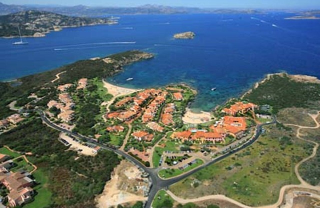 Apartment in Cala del Faro - Porto Cervo 90 sq m with 2 large terrraze facing the sea
