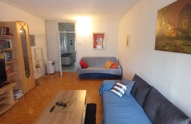 Apartment in green part of Zagreb family and pets friendly