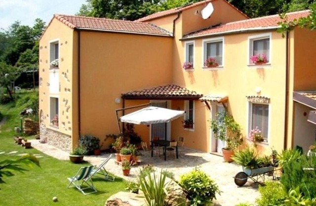 Apartment in Liguria near Toirano Caves