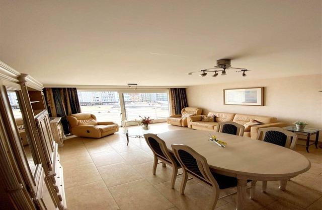 Apartment in Middelkerke with Sea View