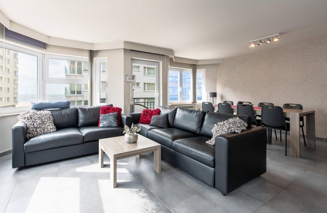Apartment in Ostend near Sandy Beaches