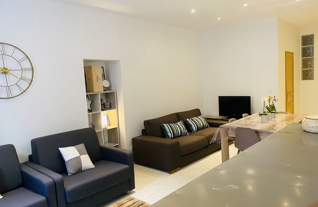 Apartment in the heart of the old port