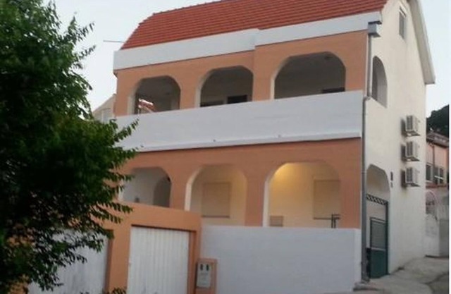 Apartment in Tribunj with Balcony, Air condition, WIFI (5038-3)