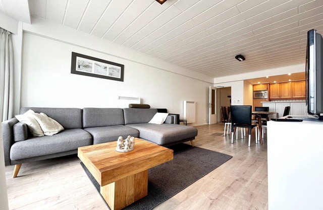 Apartment in Wenduine with Sea Views
