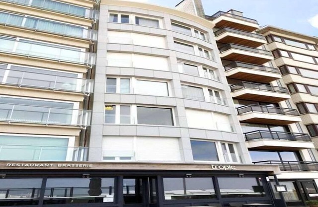 Apartment in Wenduine with Stunning Sea Views