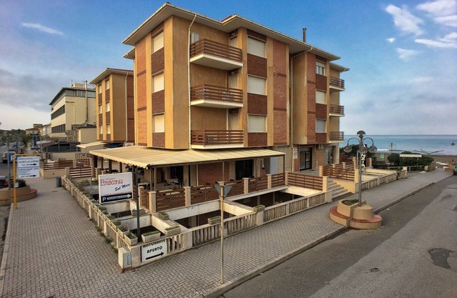 Apartment near Marina Castagneto Beach