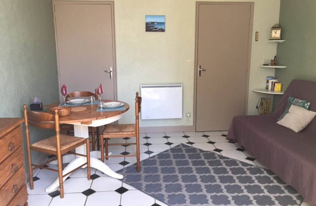 Apartment - king size bed - for tourists or spa guests