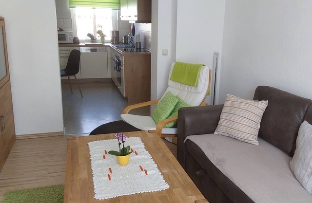 Apartment 'Kleine Gemütliche Wohnung In Erfurt' with Wi-Fi
