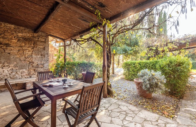 Apartment 'La Spiga' with Shared Pool, Shared Terrace and Wi-Fi