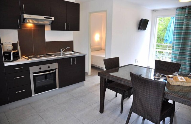 Apartment Lagon 2/4 pers pool access 300m from the sea
