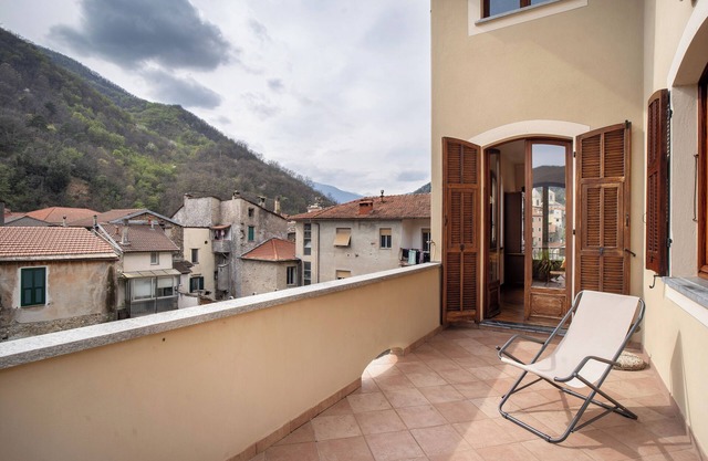 Apartment 'Lilli' with Mountain View, Private Terrace and Wi-Fi