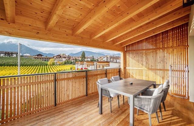 Apartment 'Linderhof Panorama Terrasse' with Mountain View, Shared Pool and Wi-Fi