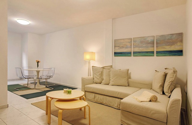 Apartment 'Little Gem' in a Central Location with Wi-Fi