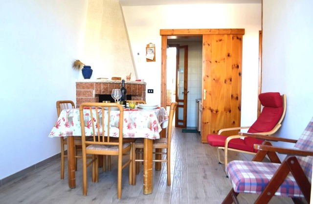 Apartment 'Ll52 Casa Vacanze Taki' with Balcony and Air Conditioning
