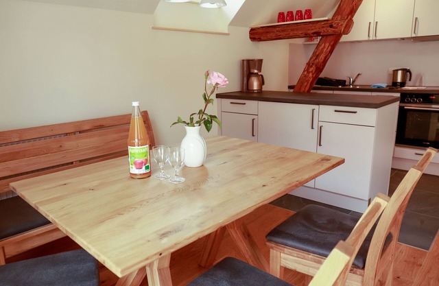 Apartment 'Maisonette Ferienwohnung Tenne' with Shared Garden, Balcony and Wi-Fi