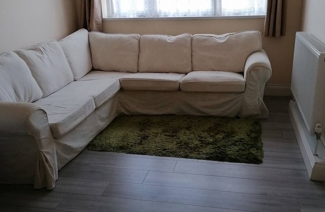 Apartment near Heathrow Airport & Central London