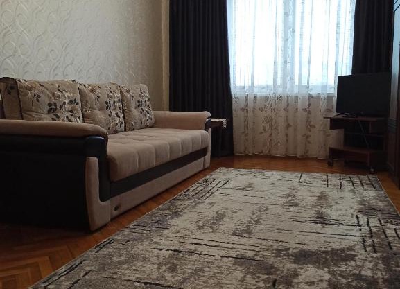 Apartment on Brestskaya d.103 / 4