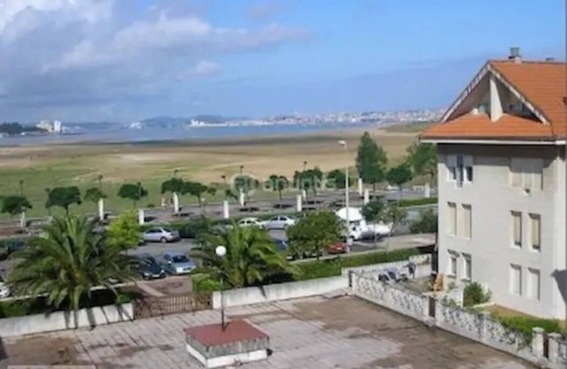 Apartment on the beach of Somo