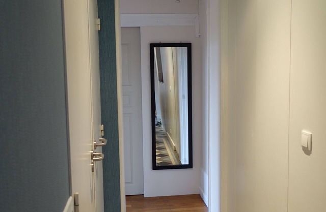 Apartment overlooking park, near train station and historic center