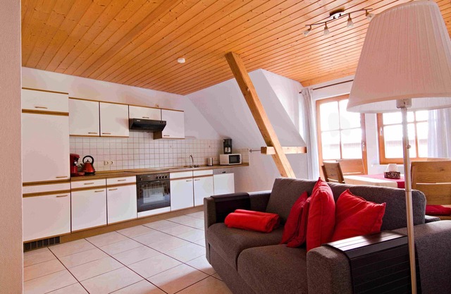 Apartment 'Pfauensitz' with Mountain View, Shared Garden and Wi-Fi