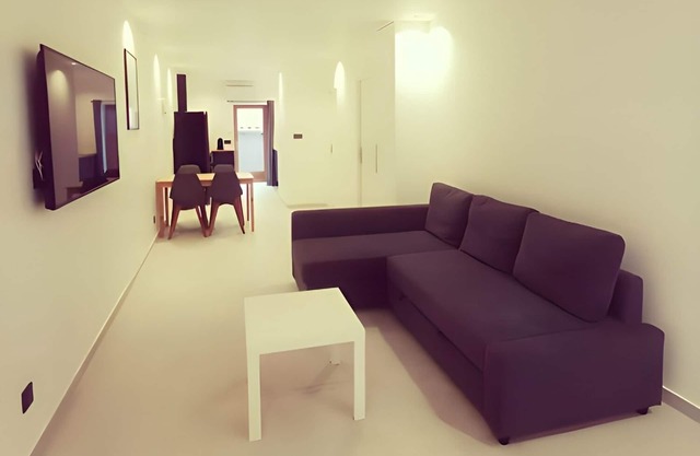 Apartment-Private Bathroom