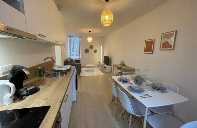 Apartment-Private Bathroom-Apartment
