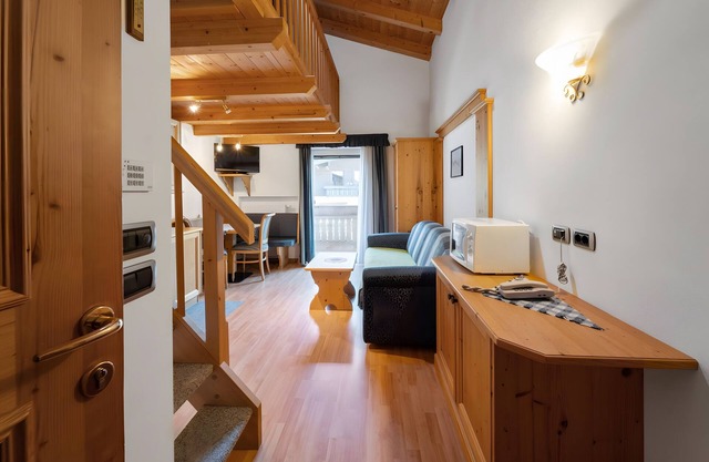 Apartment 'Residence Priska Apt 3 Personen' with Mountain View, Shared Garden and Wi-Fi
