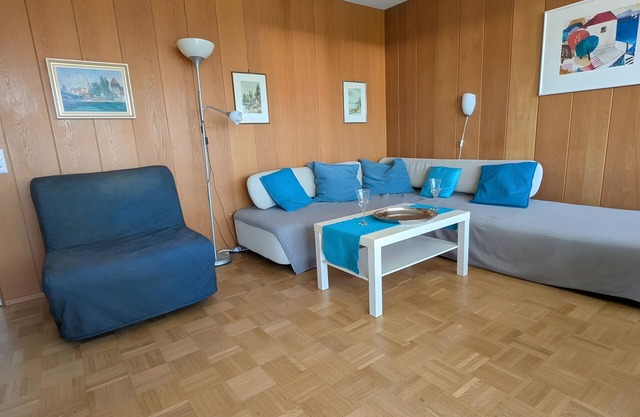 Apartment 'Seeblick' with Lake View, Private Garden and Wi-Fi