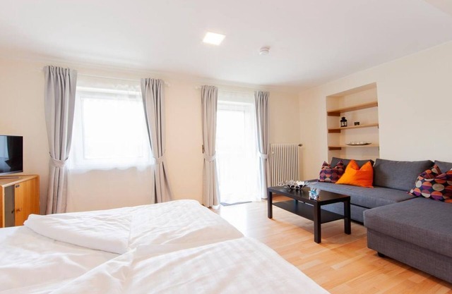 Apartment Sonnenschein up to 3 persons - Appartementhaus EifelAdventures