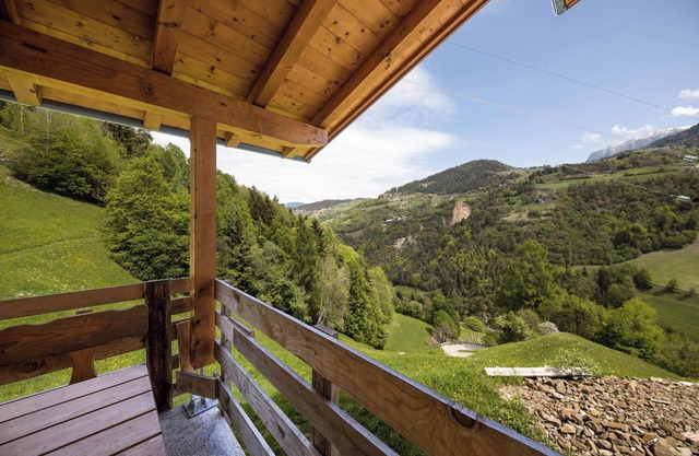Apartment “Tschafon Oberparnaihof” with Mountain View, Terrace & Wi-Fi
